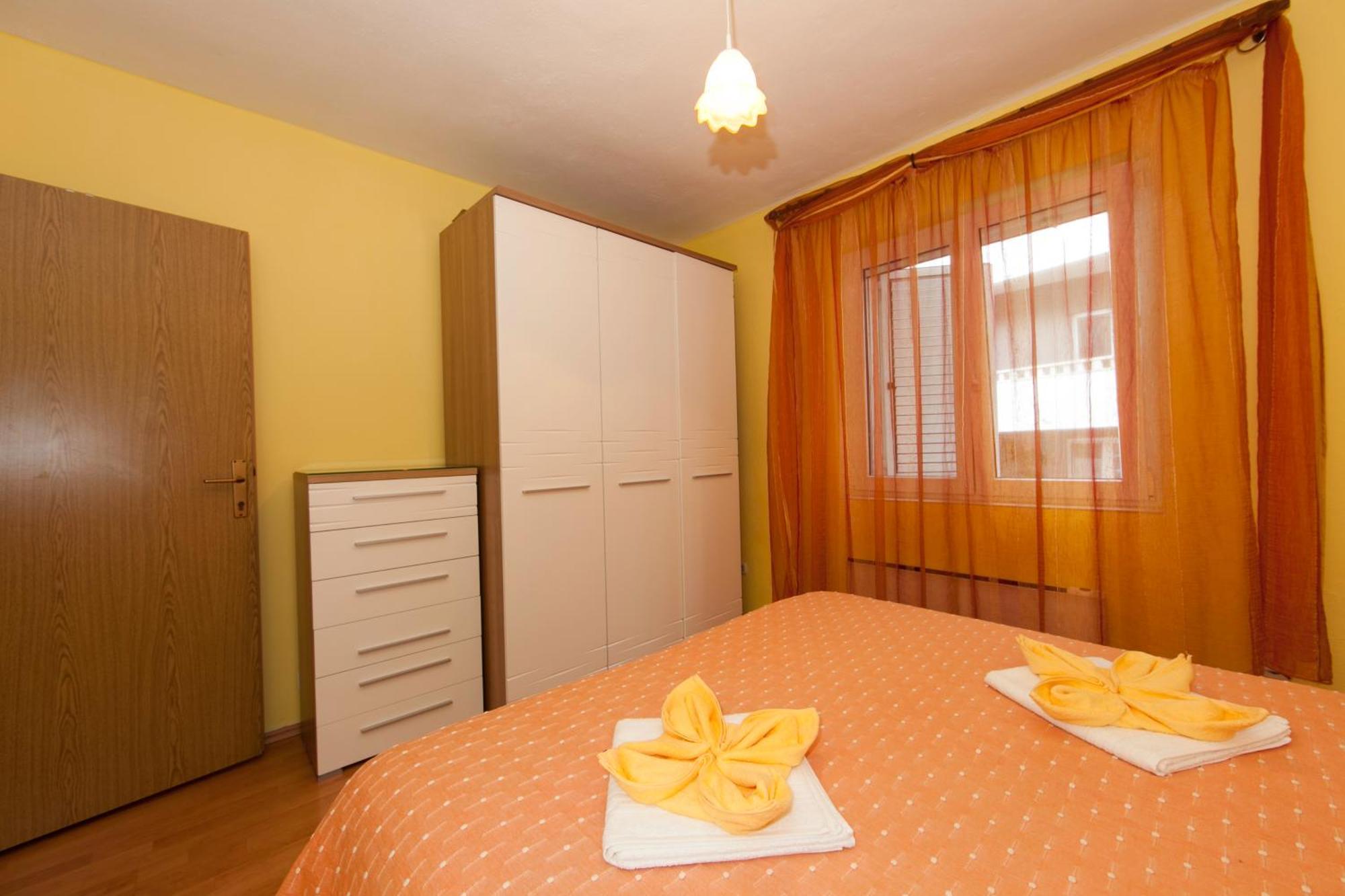 Apartmani Darinka Башка-Вода Экстерьер фото