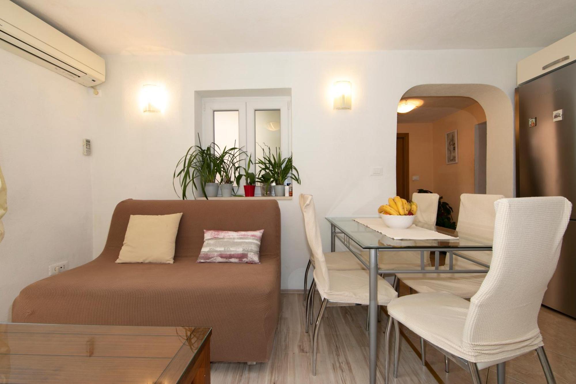 Apartmani Darinka Башка-Вода Экстерьер фото
