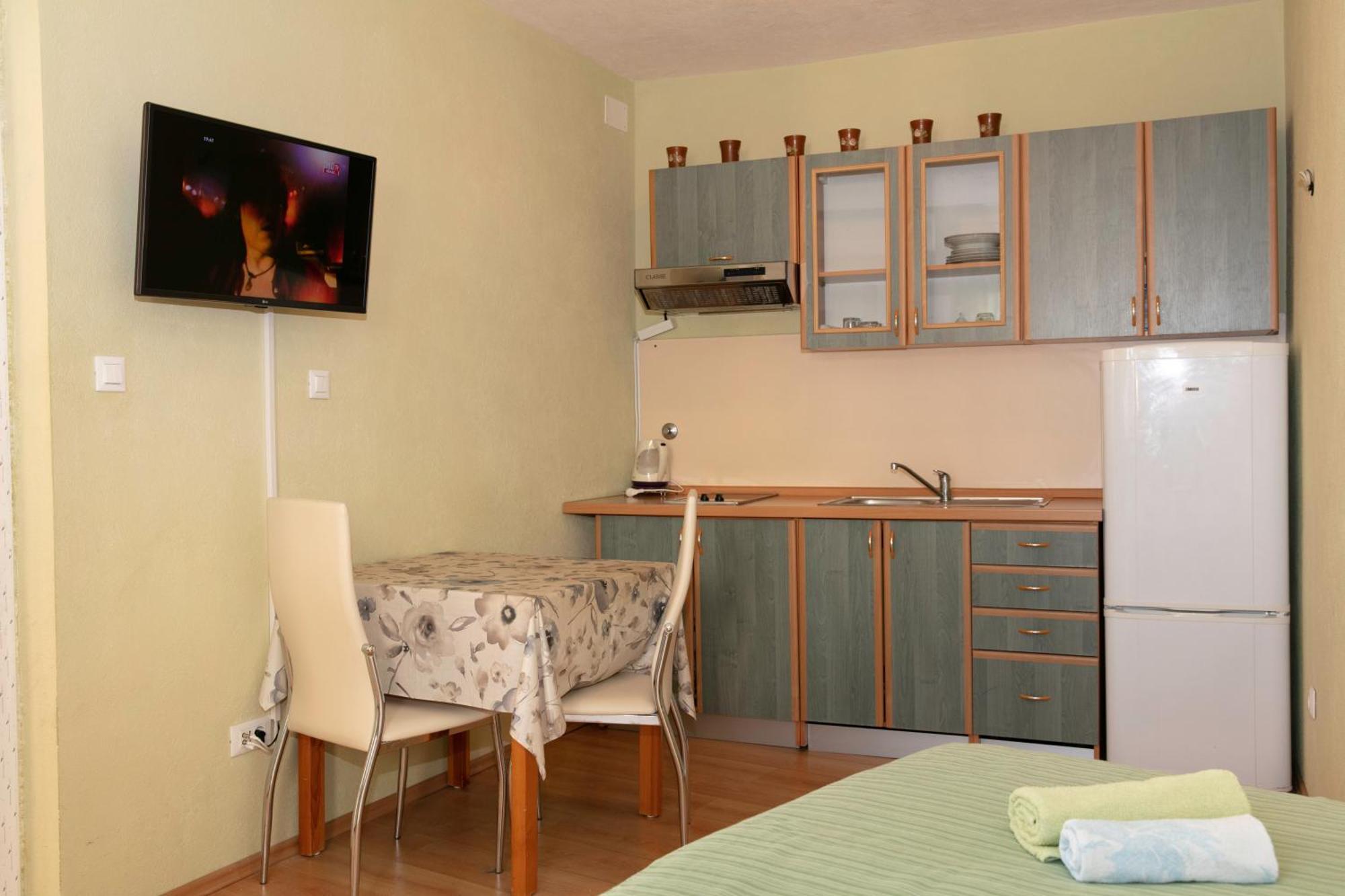 Apartmani Darinka Башка-Вода Экстерьер фото