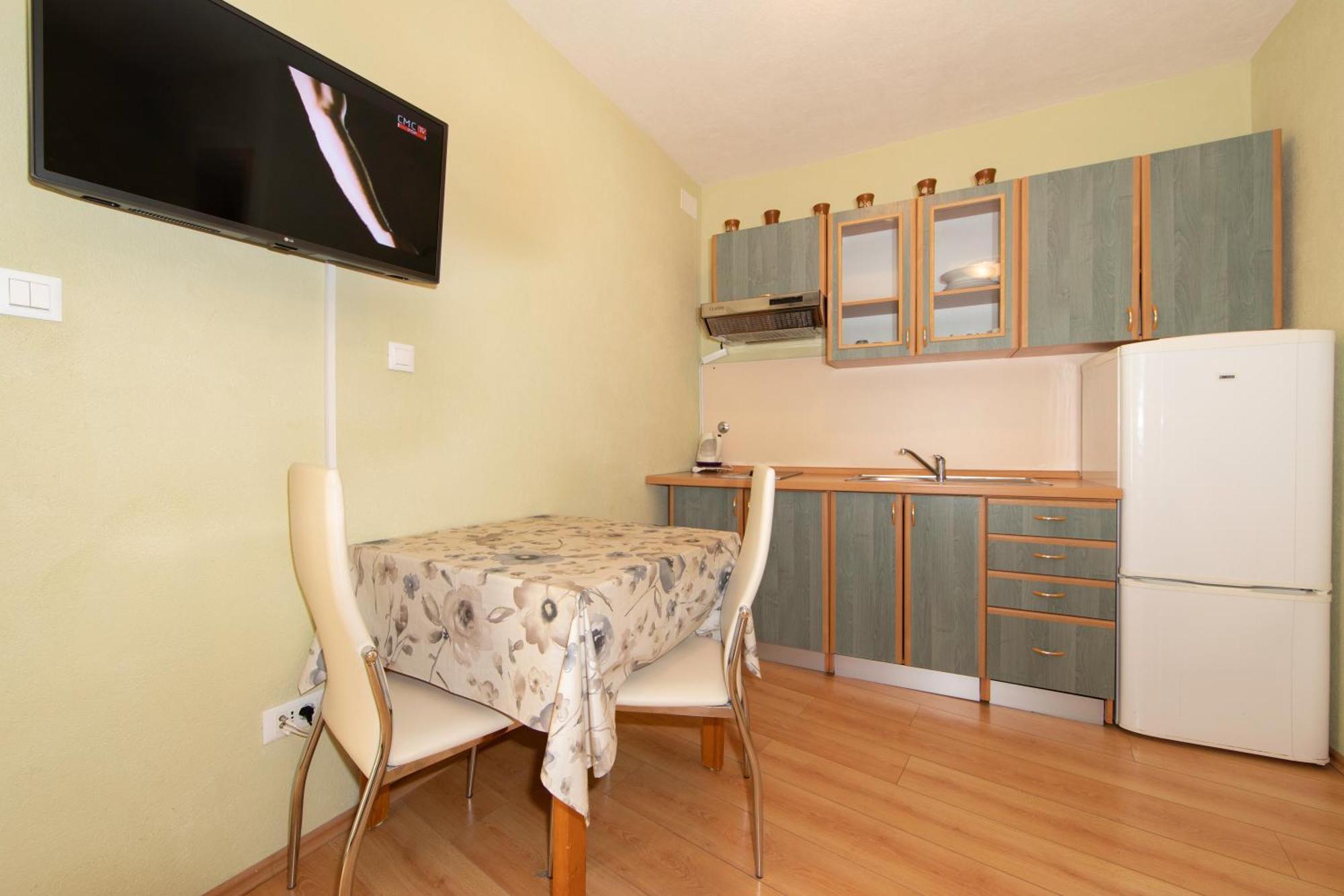 Apartmani Darinka Башка-Вода Экстерьер фото