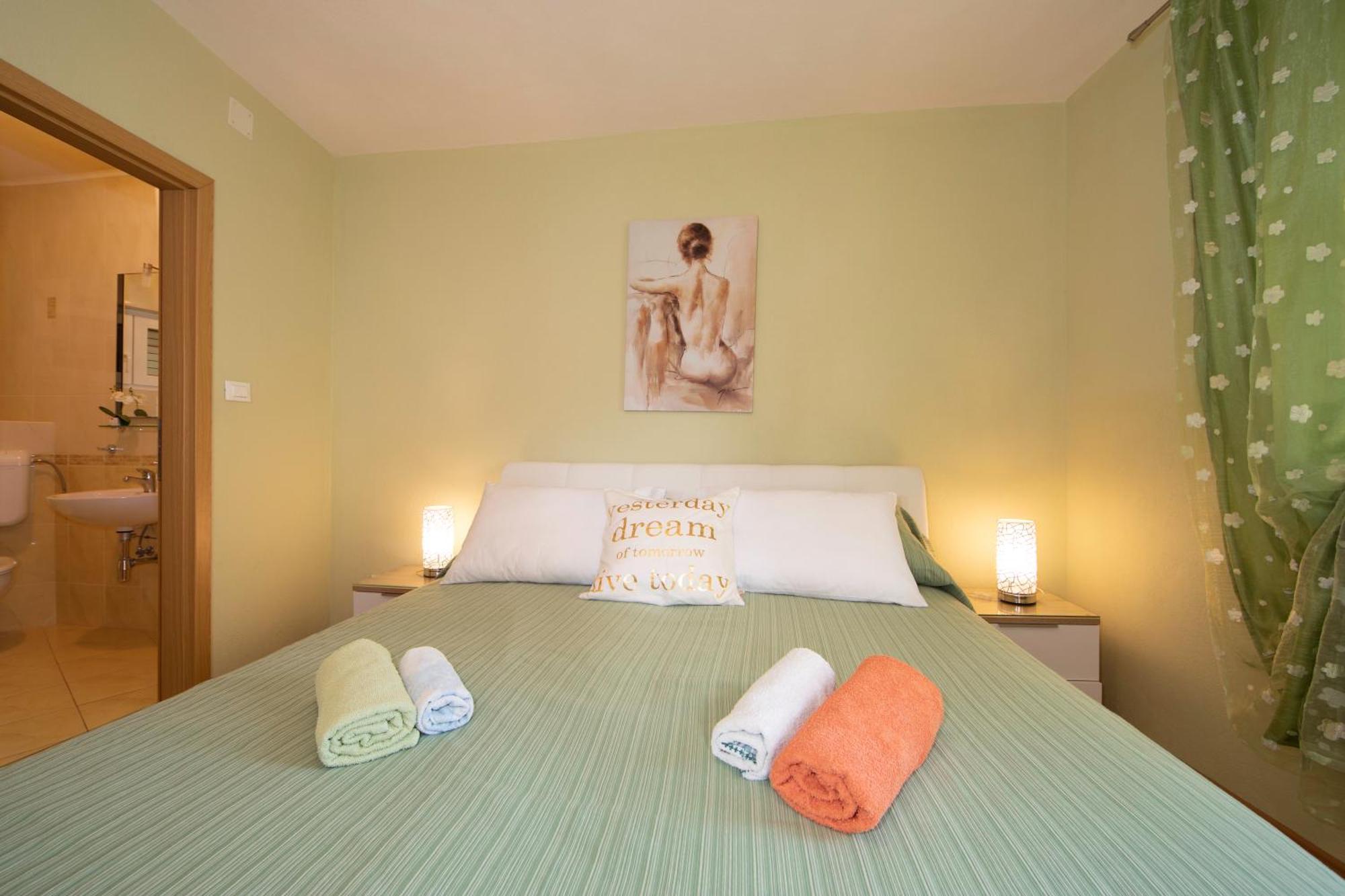 Apartmani Darinka Башка-Вода Экстерьер фото