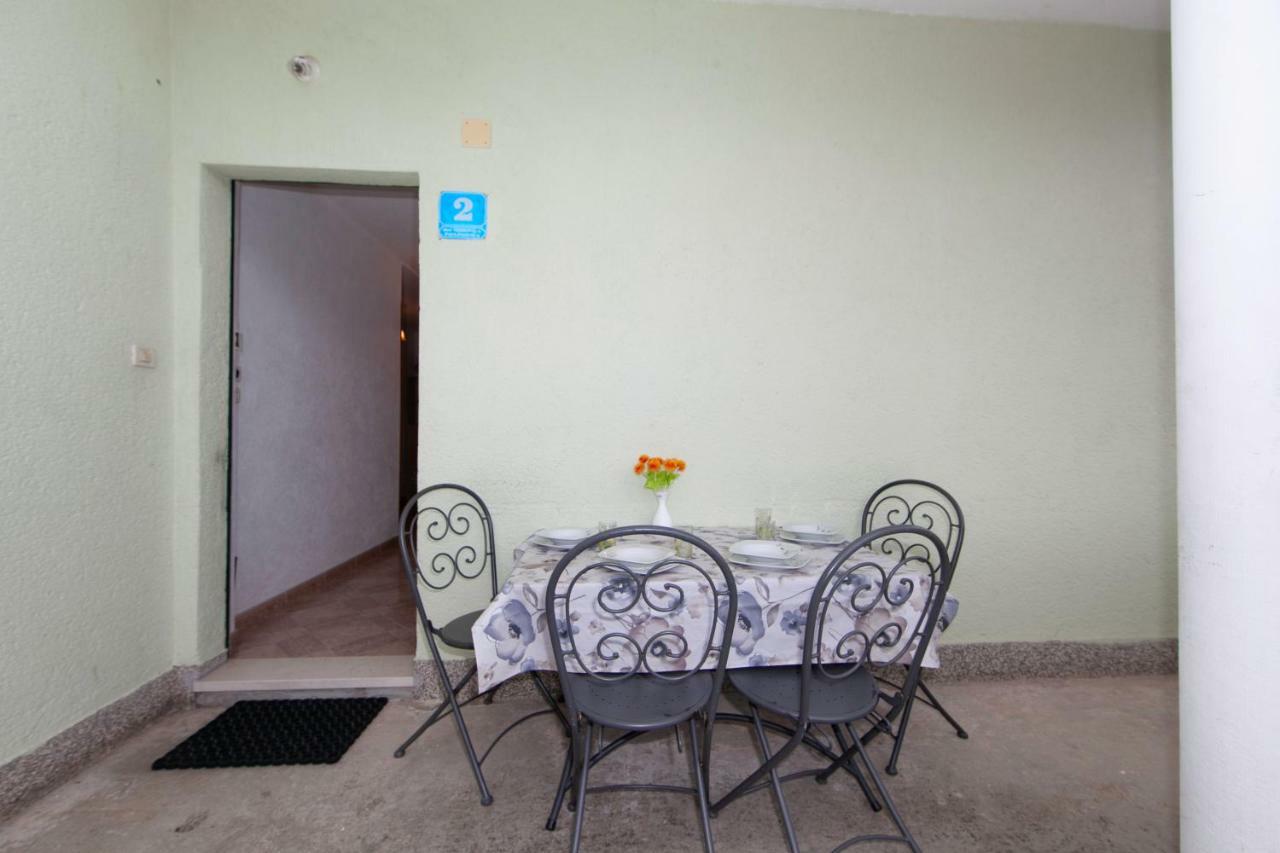 Apartmani Darinka Башка-Вода Экстерьер фото