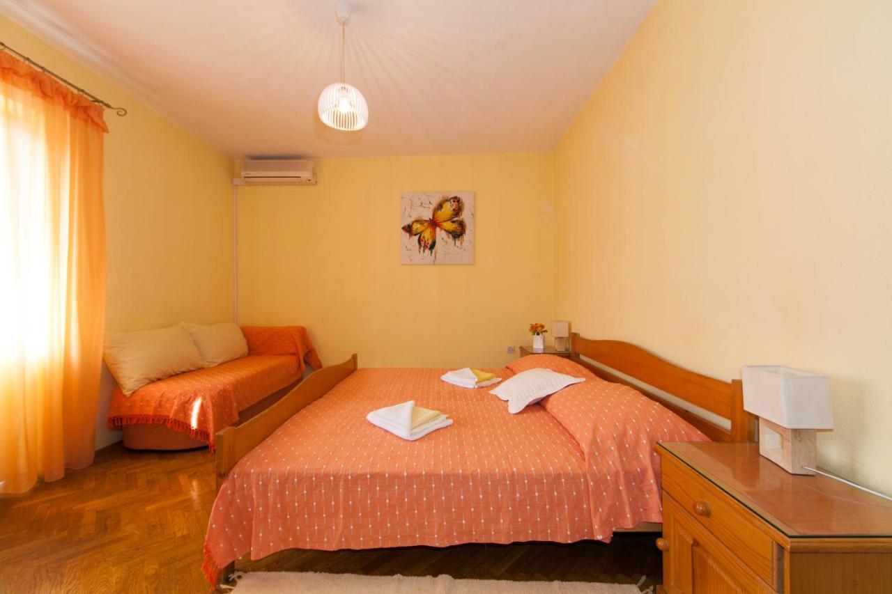 Apartmani Darinka Башка-Вода Экстерьер фото